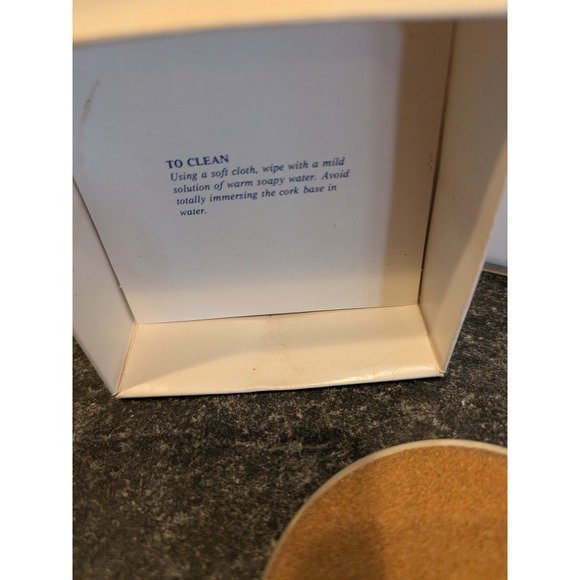 Vintage Australian Wildlife Coasters Set of 4 Kangaroo Crocodile Cork Back 4" - Picture 7 of 8